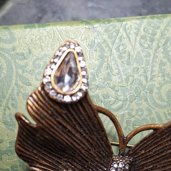 Gucci Gold and Silver Butterfly Brooch - Picture 14 of 14